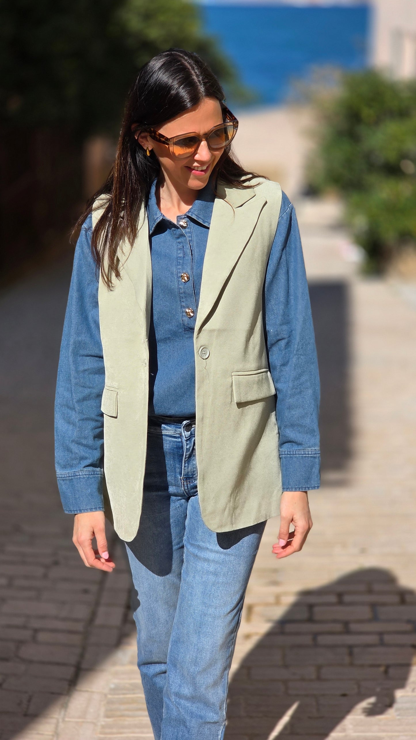 ALICE Mouwloze blazer