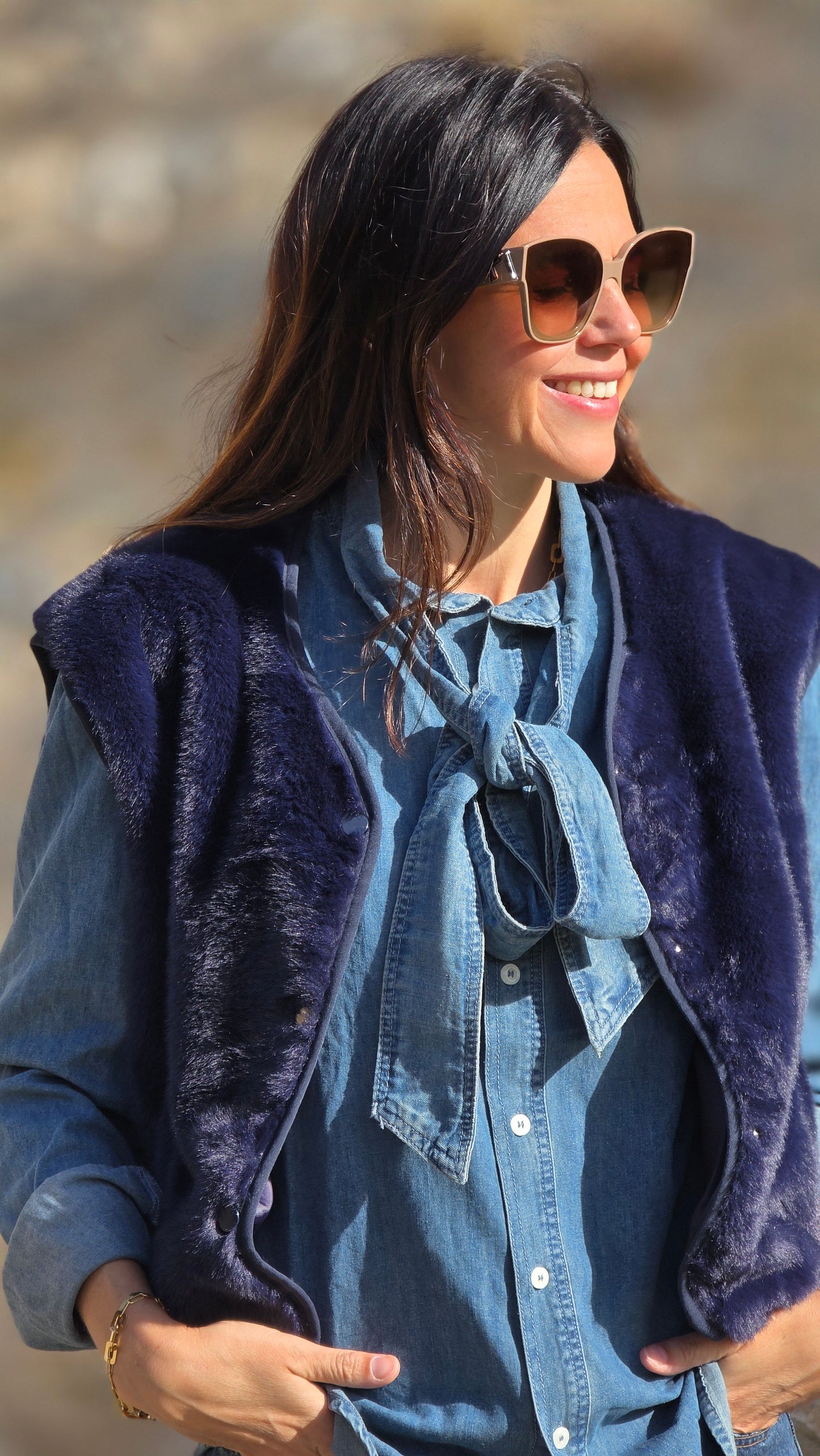 FAUX FUR Vestje BLAUW