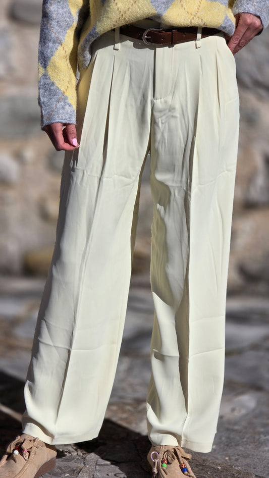 LARICE Broek met riem BOTERGEEL