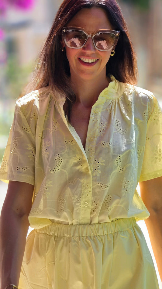 CLARA Hemd broderie GEEL