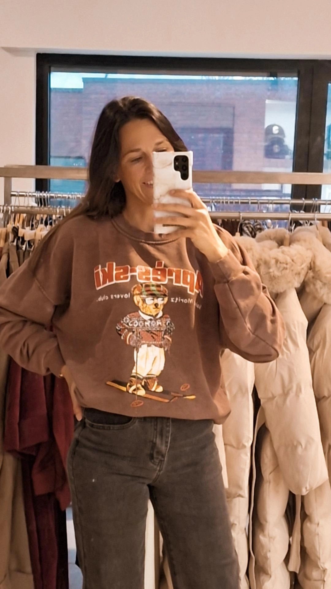 TARI Sweater