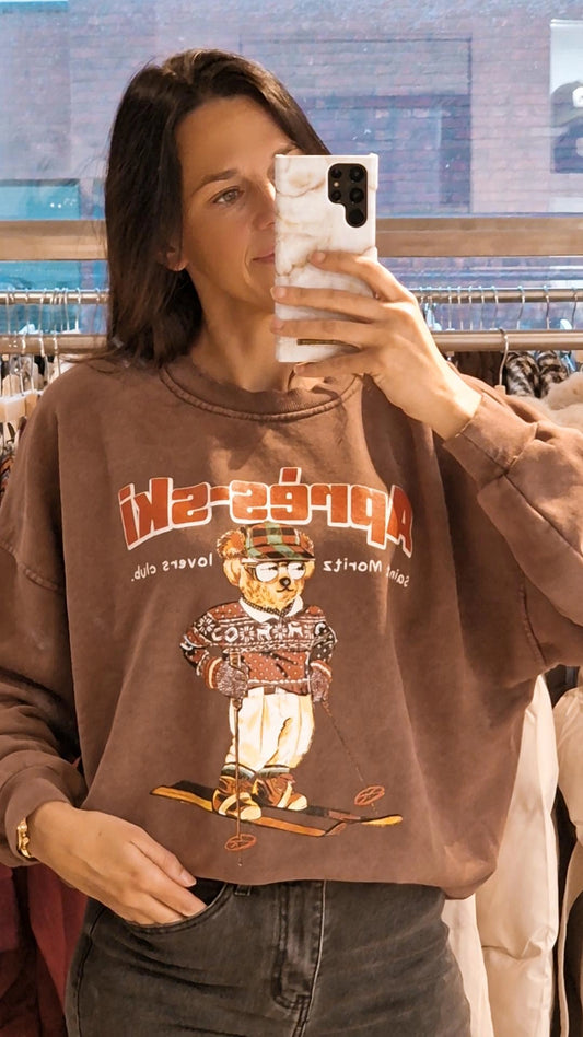 TARI Sweater