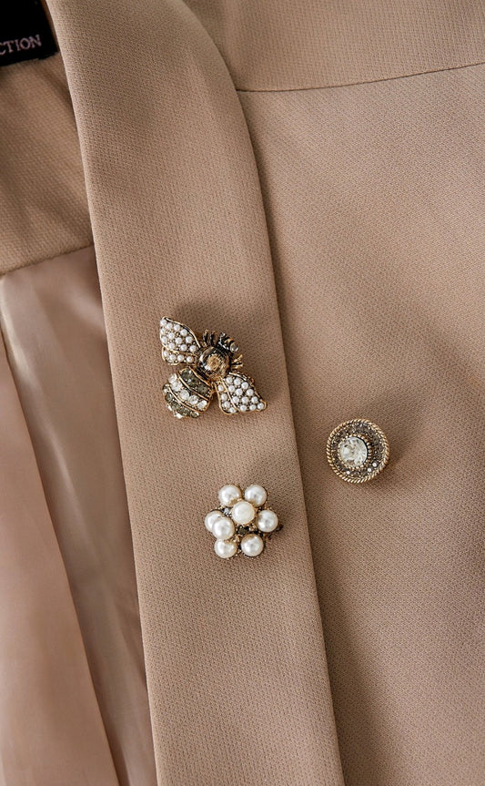 Broches €14,95